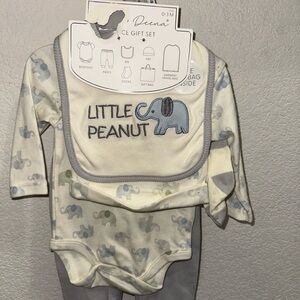 Deena Baby Elephant Gift Set